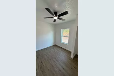 1118 E Linebaugh Avenue, Tampa, FL 33612 - Photo 36