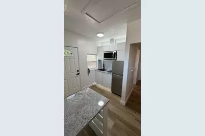 1118 E Linebaugh Avenue, Tampa, FL 33612 - Photo 46