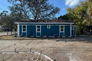 1118 E Linebaugh Ave., Tampa, FL 33612 - Photo 2