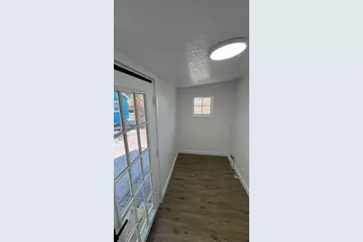 1118 E Linebaugh Avenue, Tampa, FL 33612 - Photo 38