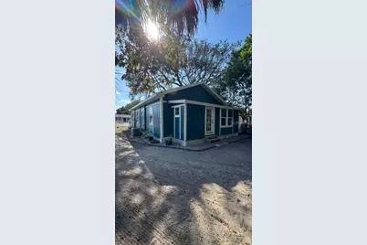 1118 E Linebaugh Avenue, Tampa, FL 33612 - Photo 6