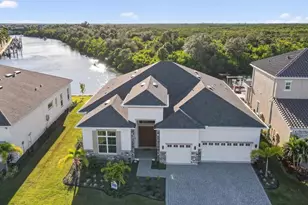 1088 Signet Dr, Apollo Beach, FL 33572 - Photo 2