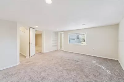 38341 Palm Grove Drive, Zephyrhills, FL 33542 - Photo 14