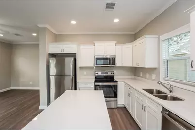 1700 45th Street S, Saint Petersburg, FL 33711 - Photo 8