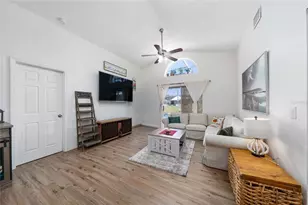 1611 Bridgeview Cir, Orlando, FL 32824 - Photo 14