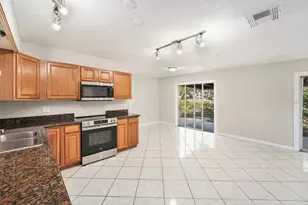 4260 Narvarez Way S, Saint Petersburg, FL 33712 - Photo 8