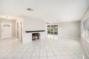 4260 Narvarez Way S, Saint Petersburg, FL 33712 - Photo 4