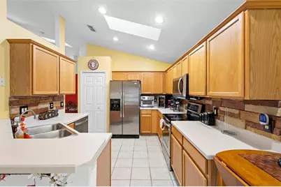 2633 Autumn Creek Circle, Kissimmee, FL 34747 - Photo 18