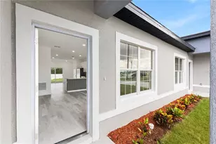 602-604 Desmoines Ct, Poinciana, FL 34759 - Photo 6