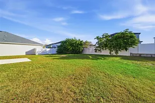 11309 Brighton Knoll Loop, Riverview, FL 33579 - Photo 8