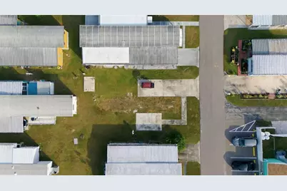 38627 Lansing Avenue, Zephyrhills, FL 33542 - Photo 2