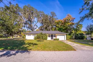 1237 W Voorhis Ave, Deland, FL 32720 - Photo 1
