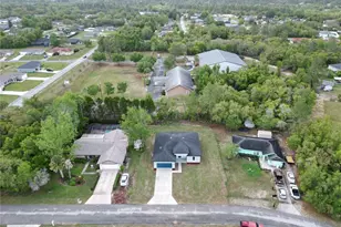 2717 SW 140th Loop, Ocala, FL 34473 - Photo 2