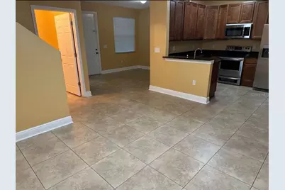 1042 La Mirada, Kissimmee, FL 34744 - Photo 4