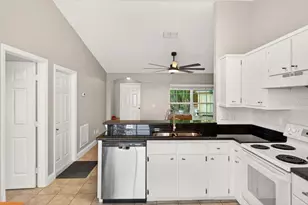 3544 Domino Ct, Orlando, FL 32805 - Photo 12