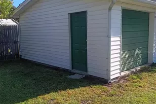 4245 Edgewater Dr, Orlando, FL 32804 - Photo 48