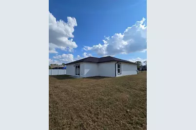 20422 Dial Street, Port Charlotte, FL 33952 - Photo 4