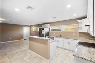 1505 Floradel Ave, Leesburg, FL 34748 - Photo 8