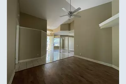 4706 Kinross Court, Valrico, FL 33596 - Photo 6