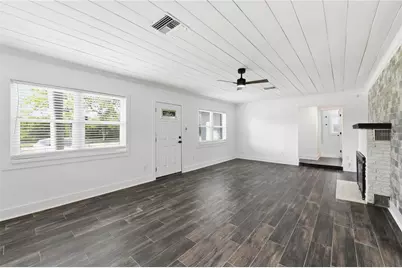 8301 Riverside Drive NE, Saint Petersburg, FL 33702 - Photo 16