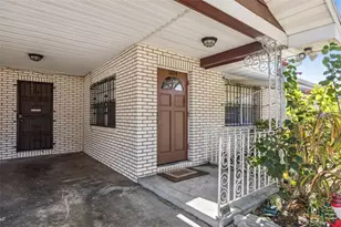 1604 26th St NW, Winter Haven, FL 33881 - Photo 2