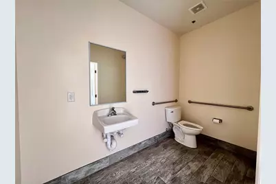 7005 Zafra Drive #112, Orlando, FL 32807 - Photo 10