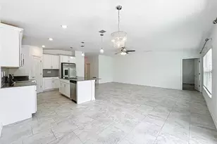 6946 Perch Hammock Loop, Groveland, FL 34736 - Photo 8