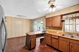 2104 SW 38th Ave, Ocala, FL 34474 - Photo 8