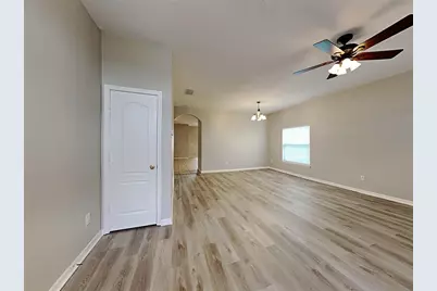 121 Islamorada Way, Sanford, FL 32771 - Photo 2
