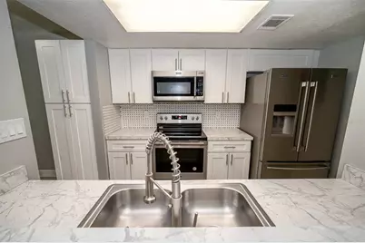 2022 Ludlow Lane #2022, Orlando, FL 32839 - Photo 2