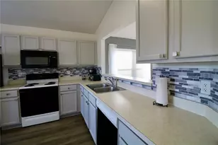 1143 Casterton Cir, Davenport, FL 33897 - Photo 6