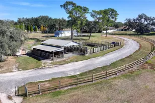 3182 Indian Ridge Pl, Lakeland, FL 33810 - Photo 12