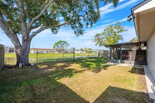 3070 Curry Woods Dr, Orlando, FL 32822 - Photo 4