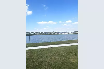 582 Royal Empress Drive, Ruskin, FL 33570 - Photo 4