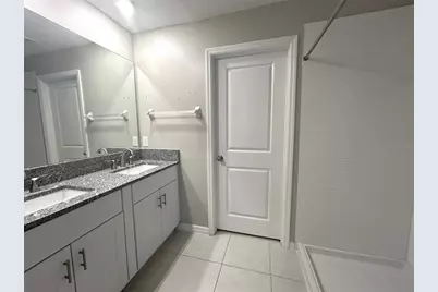 582 Royal Empress Drive, Ruskin, FL 33570 - Photo 14