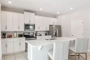 7704 Graben St, Kissimmee, FL 34747 - Photo 12