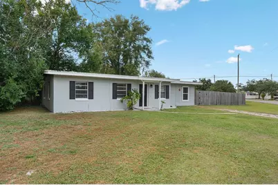 471 E 3rd Street, Chuluota, FL 32766 - Photo 2