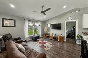 1380 9th Ave, Deland, FL 32724 - Photo 2