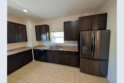 3633 W Everette Avenue, Tampa, FL 33611 - Photo 10