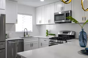 5439 E Sacramento Ct, Orlando, FL 32821 - Photo 8