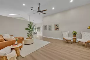 37510 Leggett Ln, Lady Lake, FL 32159 - Photo 6