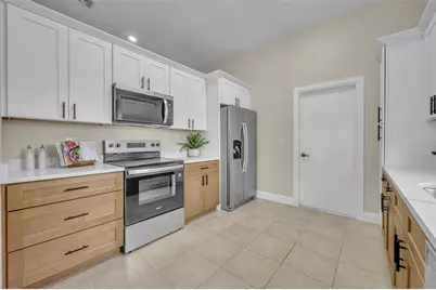 37510 Leggett Lane, Lady Lake, FL 32159 - Photo 12