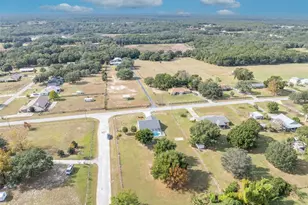 37510 Leggett Ln, Lady Lake, FL 32159 - Photo 42