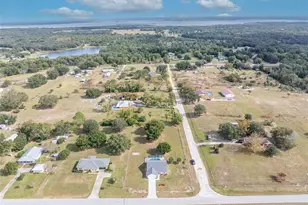 37510 Leggett Ln, Lady Lake, FL 32159 - Photo 36