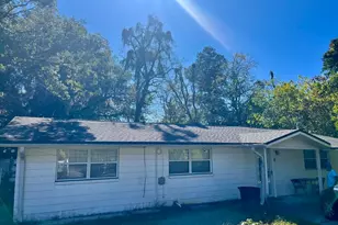 8324 Susie St, Jacksonville, FL 32210 - Photo 4