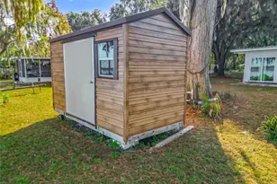 4192 Cr 400, Lake Panasoffkee, FL 33538 - Photo 40