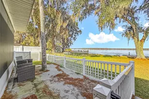 4192 Cr 400, Lake Panasoffkee, FL 33538 - Photo 36