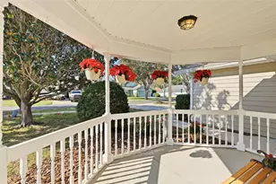 864 Lake Elsie Dr, Tavares, FL 32778 - Photo 2