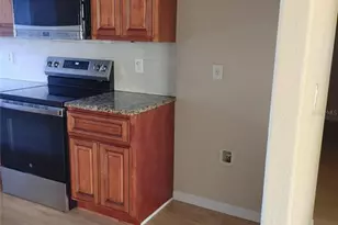 5398 Oxford Manor Cir, Lakeland, FL 33810 - Photo 18