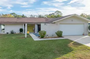 2507 Bluegrass St, Inverness, FL 34453 - Photo 2